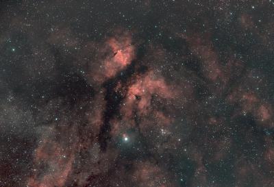 images/ic1318-sadr-region.jpg